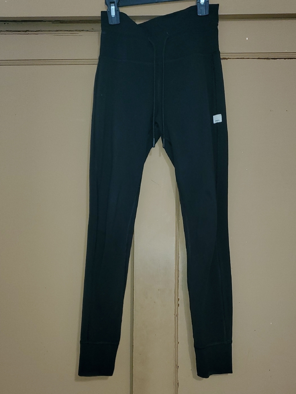 Vuori Black Daily Leggings